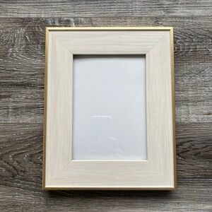 5x7 Cream and Gold Picture Frame